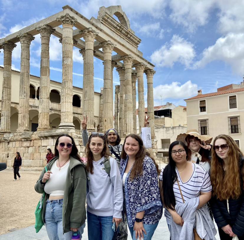 Study Away trip to Spain offers ‘life changing’ experience for scholars – PNW Pioneer